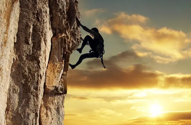 Rock-climber-sunset_web_header